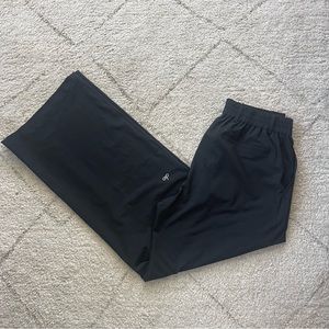 alo high waist pursuit trousers, never worn. Size M